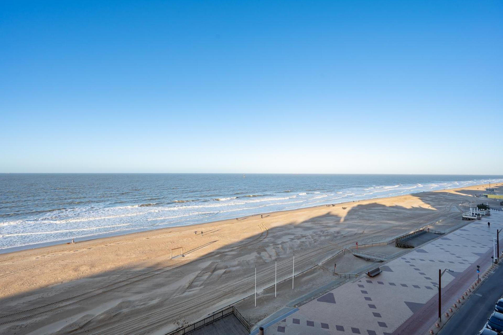 7E Verdiep Appartement Op De Zeedijk In Knokke Voor Max 6 Personen Exterior photo